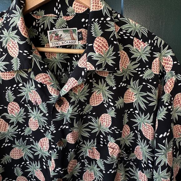Vintage Tori Richard Hawaiian Shirt XL Pineapple Aloha Rayon Made USA Parrothead - Picture 1 of 7